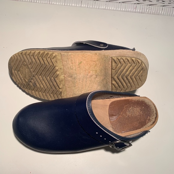 hanna heeled clogs
